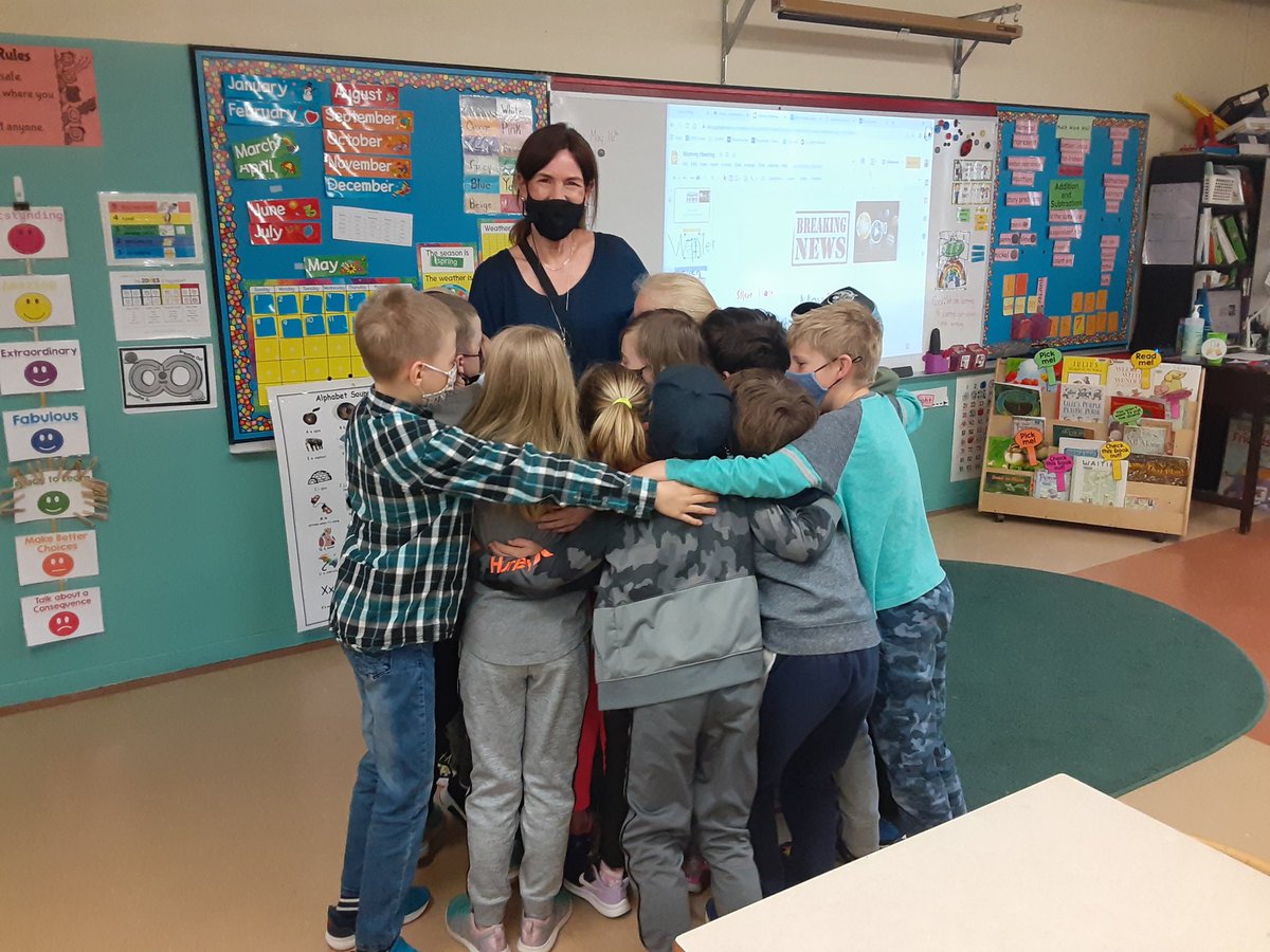 mrsbowesteaches's tweet photo. Our final day working in class with our school SLP @bradleykx We will miss working with you every Monday. You have helped to make us such strong readers, spellers and writers. Thank You! #slp #inclasssupport #structuredliteracy https://t.co/7G8LhPOpH7