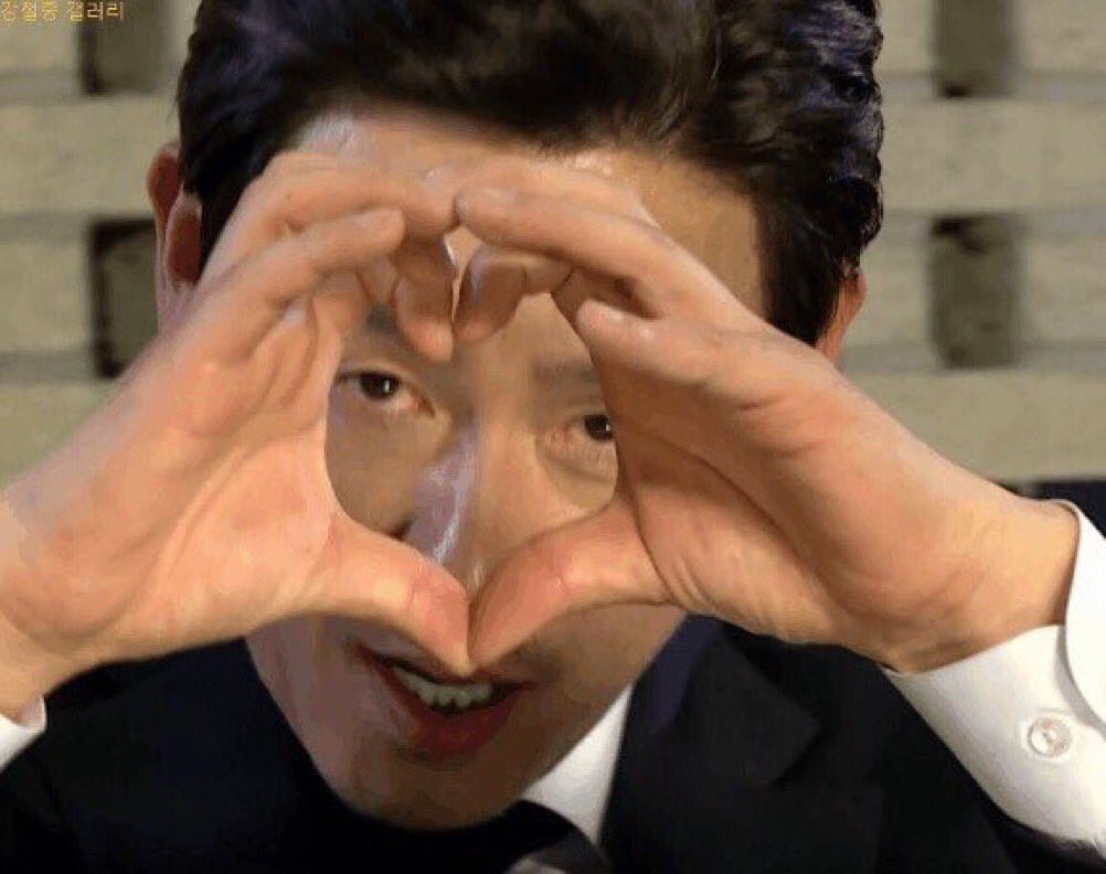 silver_B_rain's tweet photo. 나도 5년전사진투척ㅋㅋ
살면서 이토록 가슴벅차게 뭔가를 사랑해본적이  없었어요..앞으로도 은근히 오래 사랑할게요
축하해 우리영화!!
#잘된영화_불한당_5주년_축하해 https://t.co/myuFkpyHtx