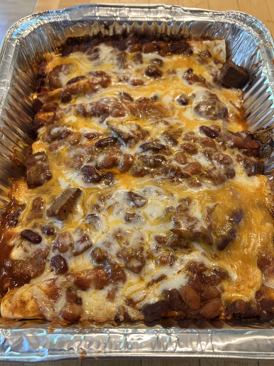 bennyc50's tweet photo. Pulled pork enchiladas topped with a brisket chili enchilada sauce. #plops https://t.co/1Utyh5iQCU