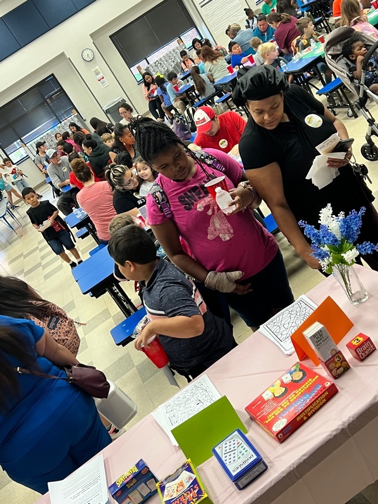 Shout out to all of our moms who came out for math and muffins with mom! It was awesome to see all of your smiling faces!