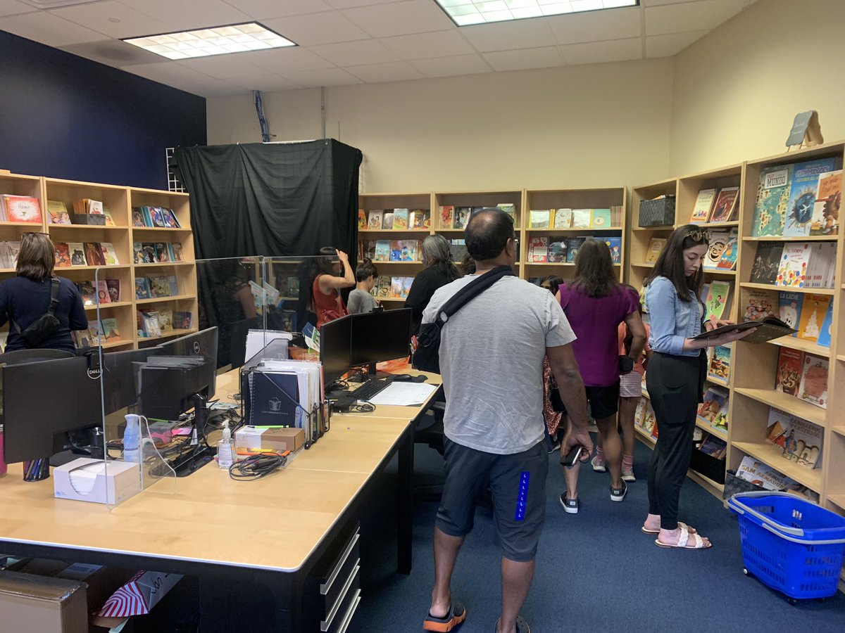 drmguerrero's tweet photo. Naperville 203 Dual Language book fair was a success! Shopping for Authentic Spanish texts has never been this easy… thank you @CustomeduLB for your partnership! https://t.co/jyNGaiTpoh