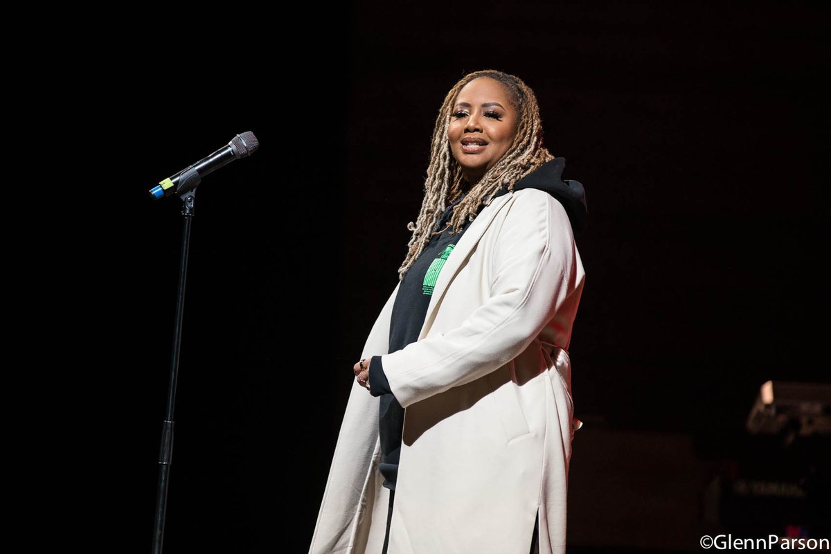 idopix4doe's tweet photo. @lalahhathaway We'll I need you to mix the Jefferson's we're moving on up!!! https://t.co/7Xe61zC4fW