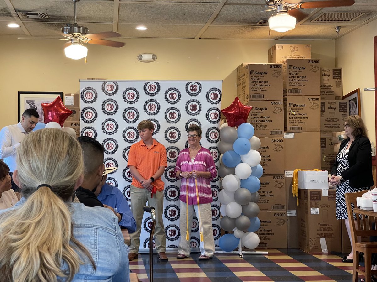 Enjoying getting to hear the top 10 students honoring their favorite teachers! ⁦<a href="/cehartson/">Cameron Hartson</a>⁩ #castleberryisd