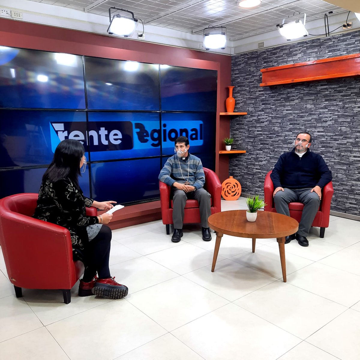 Hoy lunes 16 de mayo a las 21:30 horas, te invitamos a ver la entrevista a los Obispos Auxiliares, Monseñor Bernardo Álvarez y Monseñor Oscar García, en el programa Frente Regional por <a href="/canal9biobiotv/">Canal 9 BiobíoTV</a> 

#iglesia #entrevista #concepción #católicos #Biobío