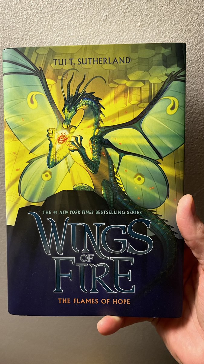 jeremyawilliams's tweet photo. I just finished book #23 of 2022: The Flames of Hope by #TuiTSutherland, the last book in the #WingsOfFire series. My 12- and 9-year-olds have loved that I’ve read the series with them and they can’t wait for another book in the series.🤞there are more 🐉 📚 to come! https://t.co/q7TEvMCDSt