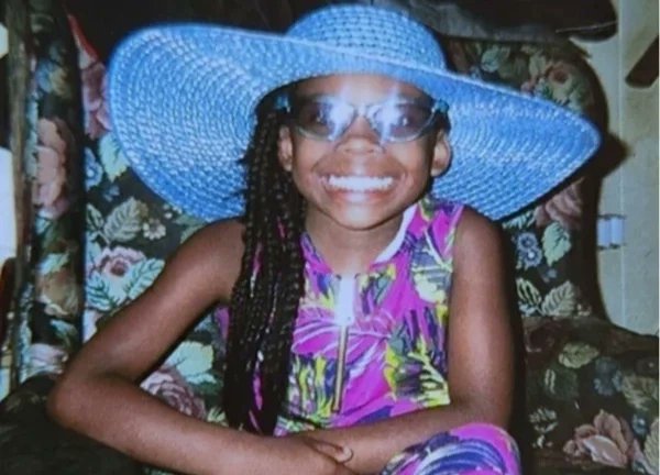 HandsOffOC's tweet photo. ‘My Daughter Is Gone Forever’: Pennsylvania Mom Sues TikTok After 10-Year-Old Daughter ‘Fell Victim’ to App’s ‘Black Out Challenge’
https://t.co/o592xOvd0k
Our children are precious, we need to take care of them and protect them from any dangers out there.  
#bethechange #protect https://t.co/yPdqGC3FXy