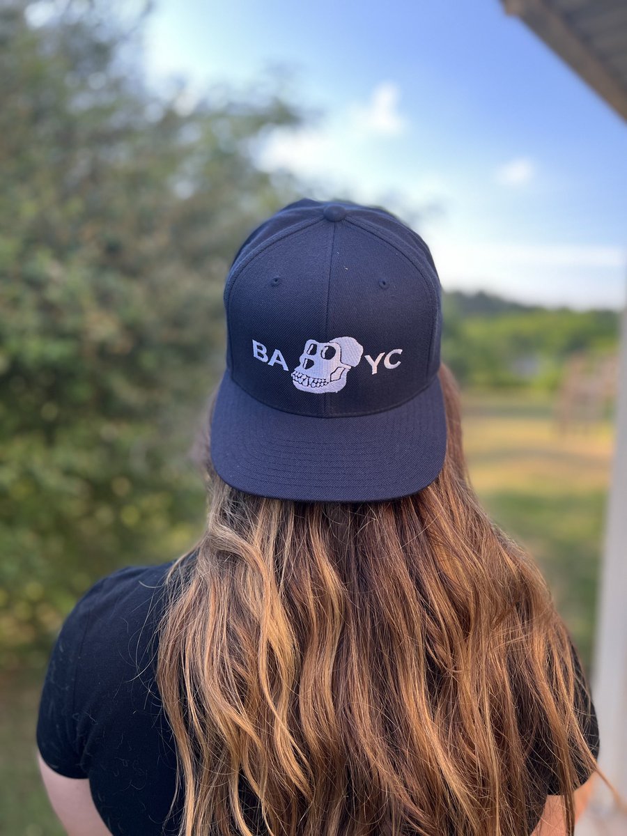 KrankyKoalas's tweet photo. Even the fam is representing😎@BoredApeYC 
#BAYC #NFTs #NFTCommunity #ApeCoin #Crypto https://t.co/X8MYm9SmeJ
