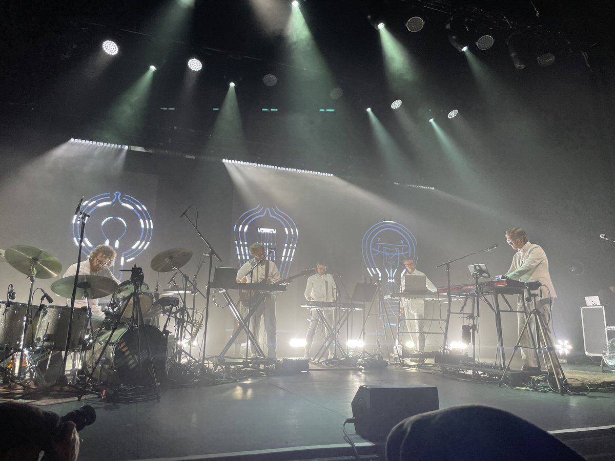 pioneer2thefall's tweet photo. @PSB_HQ just went &amp; blew the bloody doors off the @3olympiatheatre tonight 💥… absolute WHOPPER of a show guys, love the new tracks, love the old tracks &amp; that brass section 👏 .. jeez, @psb_wriggles really bangs those drums, my ears are ringing! #brightmagic https://t.co/0M2YSOgk2x