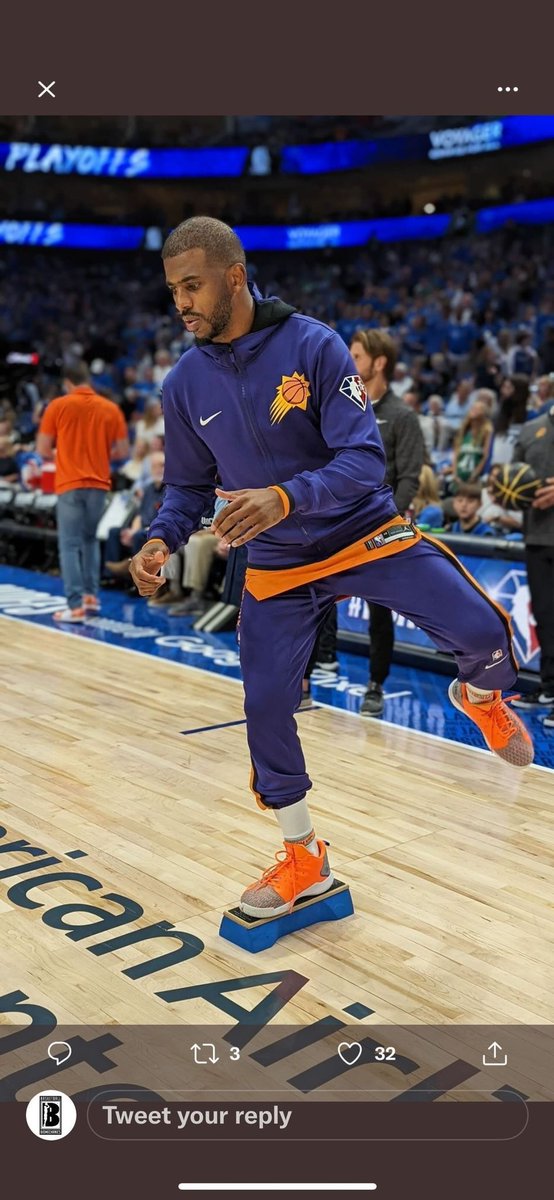 SlackBow's tweet image. Anyone know where I can find who posted this or who took the photo. It was sent to me unattributed and I’d like to find out who took the photo. Thanks!