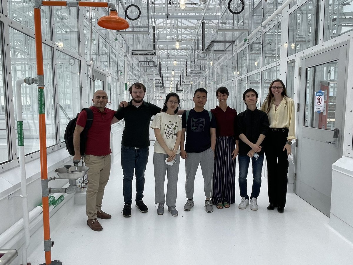 sarah_m_cochran's tweet photo. Had a great time hosting some plant path peers from the University of Kentucky to introduce them to Raleigh and @NCSU_DEPP . Come back anytime! https://t.co/aeJnyn7ylJ