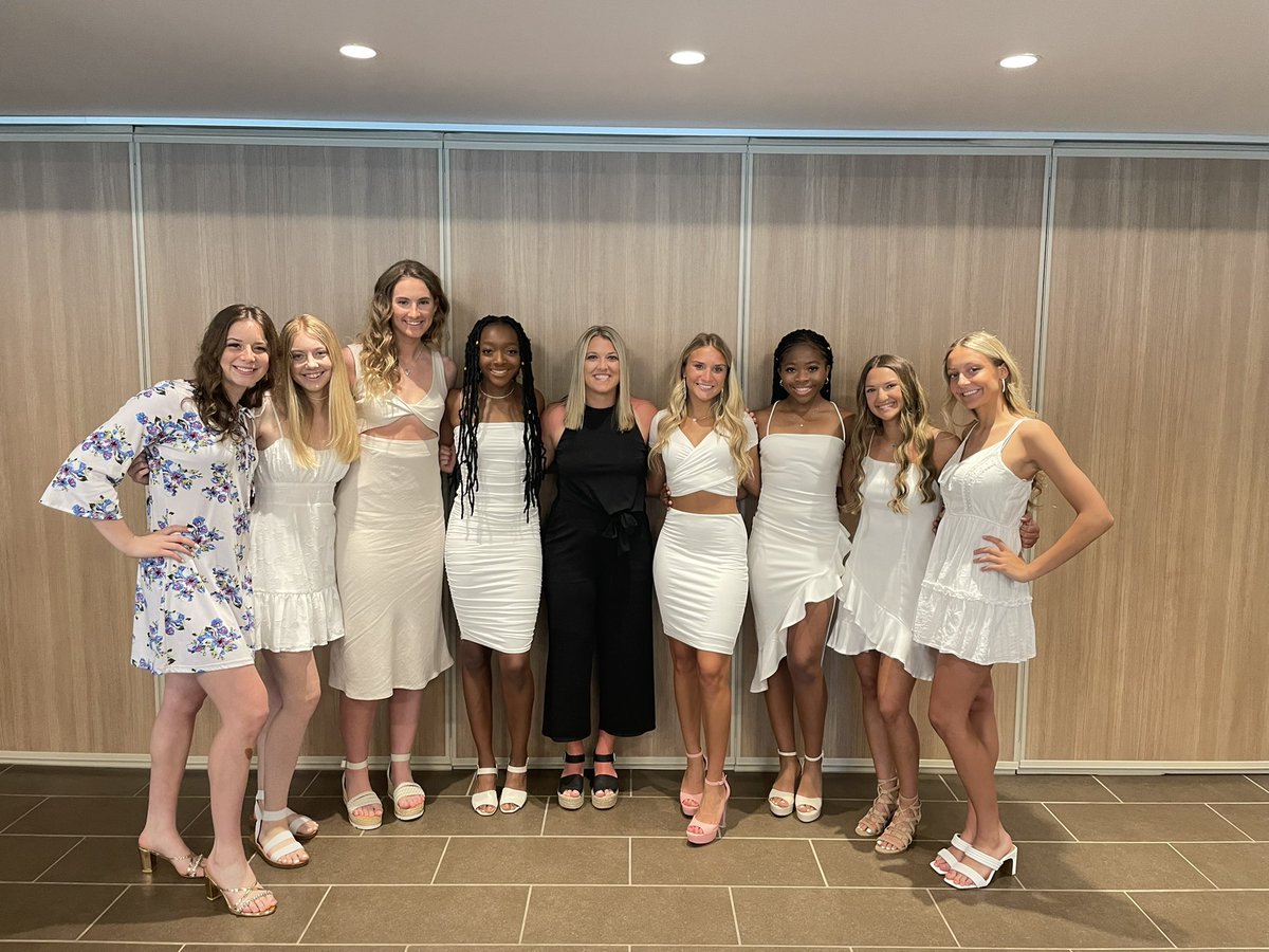 Coach Daniels tweet media