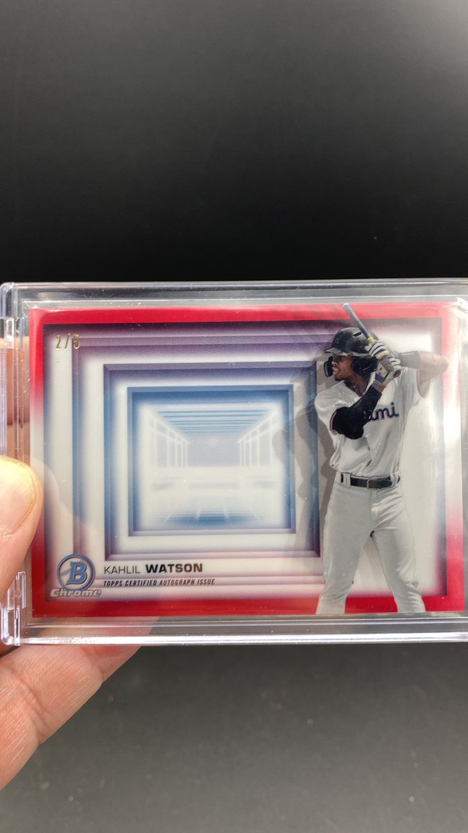 unopenedpackman's tweet photo. @na5ty_n8_theGr8 I know where one is 😁1/5 is on eBay signed but damaged per his listing. https://t.co/xzR5GBMZMf