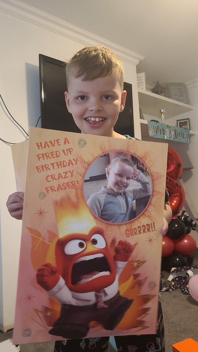 lesh2006's tweet photo. Thank you amazing brother Oliver for my card from Fraser x
@MrsJSMJ is it possible to pass this over with it being his birthday today 💙 https://t.co/coTmxpBhUv