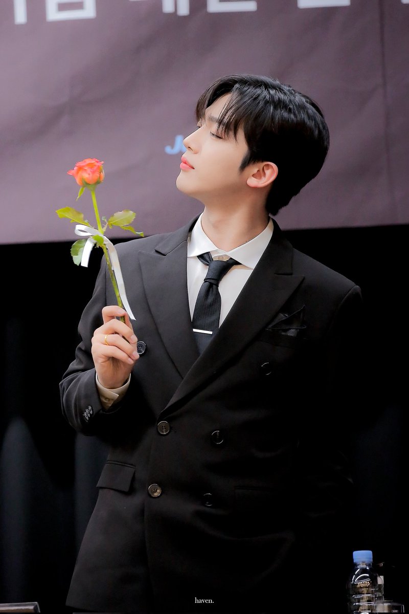 220514 HQ

#김요한 #KIMYOHAN 
#위아이 #WEi