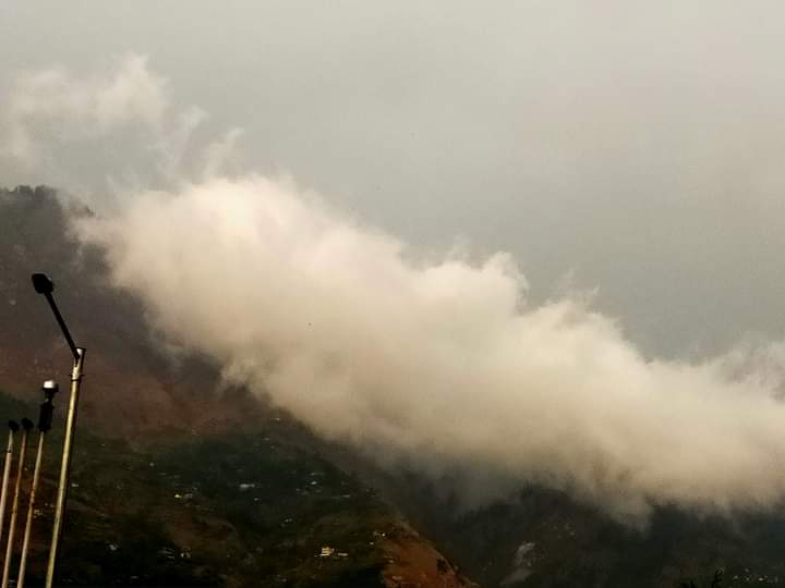 LiveWxIndia's tweet photo. #HimachalPradesh #Rainfall in 24hrs till 8:30am
#Rajgarh 39.0mm
#Karsog 25.2mm
#Kufri 21.5mm
#Pachhad 18.3mm
#Fagu 16.0mm
#Solan 14.0mm
#Khadrala 13.2mm
#Banjar 12.6mm
#Kangra 11.2mm
#Shimla 9.8mm
#Bhuntar 8.9mm
#Dharamshala 6.2mm
#Mandi 3.8mm
#Jubberhatti 3.8mm
#Palampur 2.0mm https://t.co/Y71tlMlT3R