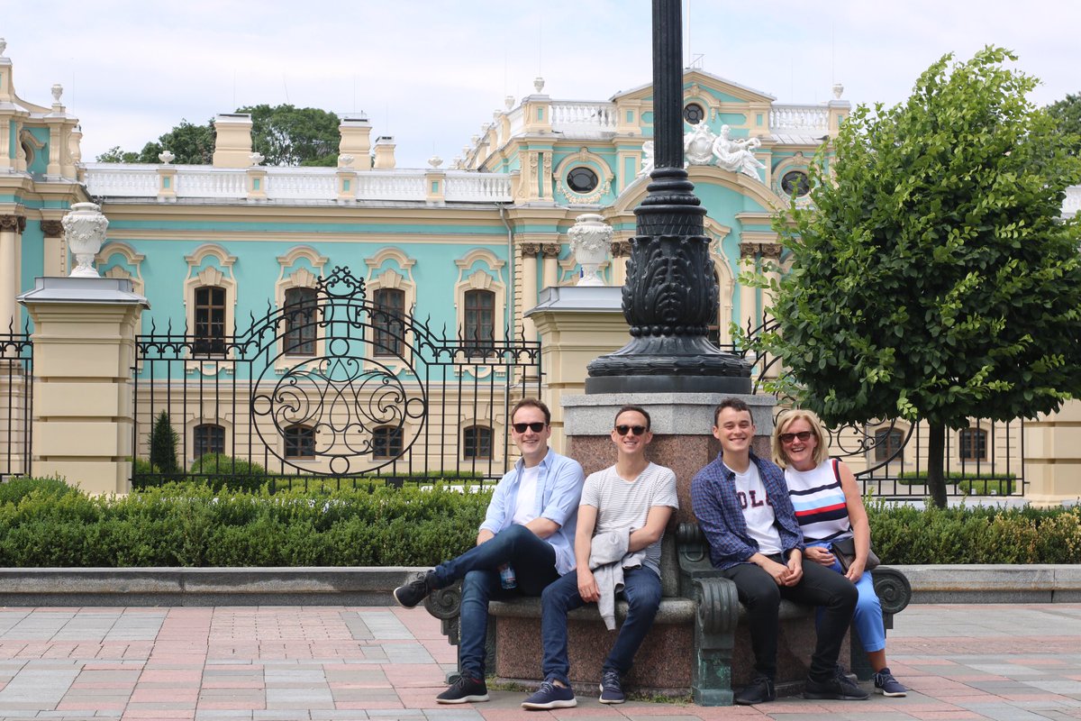 MyFaveBench's tweet photo. Remembering our family visit to Kyiv 3 years ago and remembering the stunning historical buildings and the friendly locals. I can’t wait to return 🇺🇦🇺🇦🇺🇦🇺🇦🇺🇦🇺🇦
#Kiev #kyiv #Ukraine #noneedforwar https://t.co/0eEOy08CCW