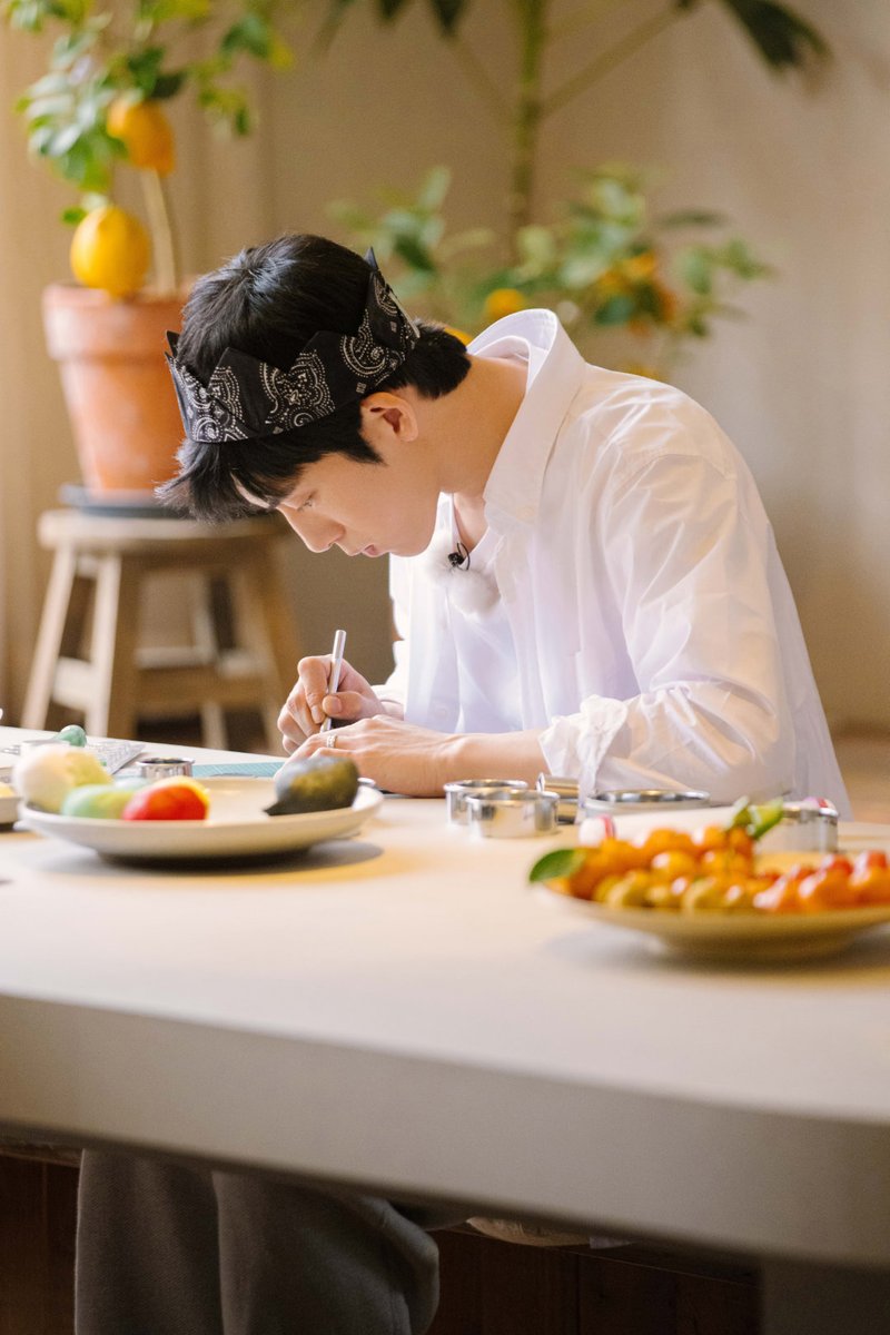 cdrama_update's tweet photo. 220517 #JingBoran Studio weibo update    

More pics - https://t.co/ELMMObDsb7  

#井柏然 #朋友请听好2 
#WelcomeBacktoSound2 #井柏然朋友请听好2 https://t.co/XndJbBjUm6