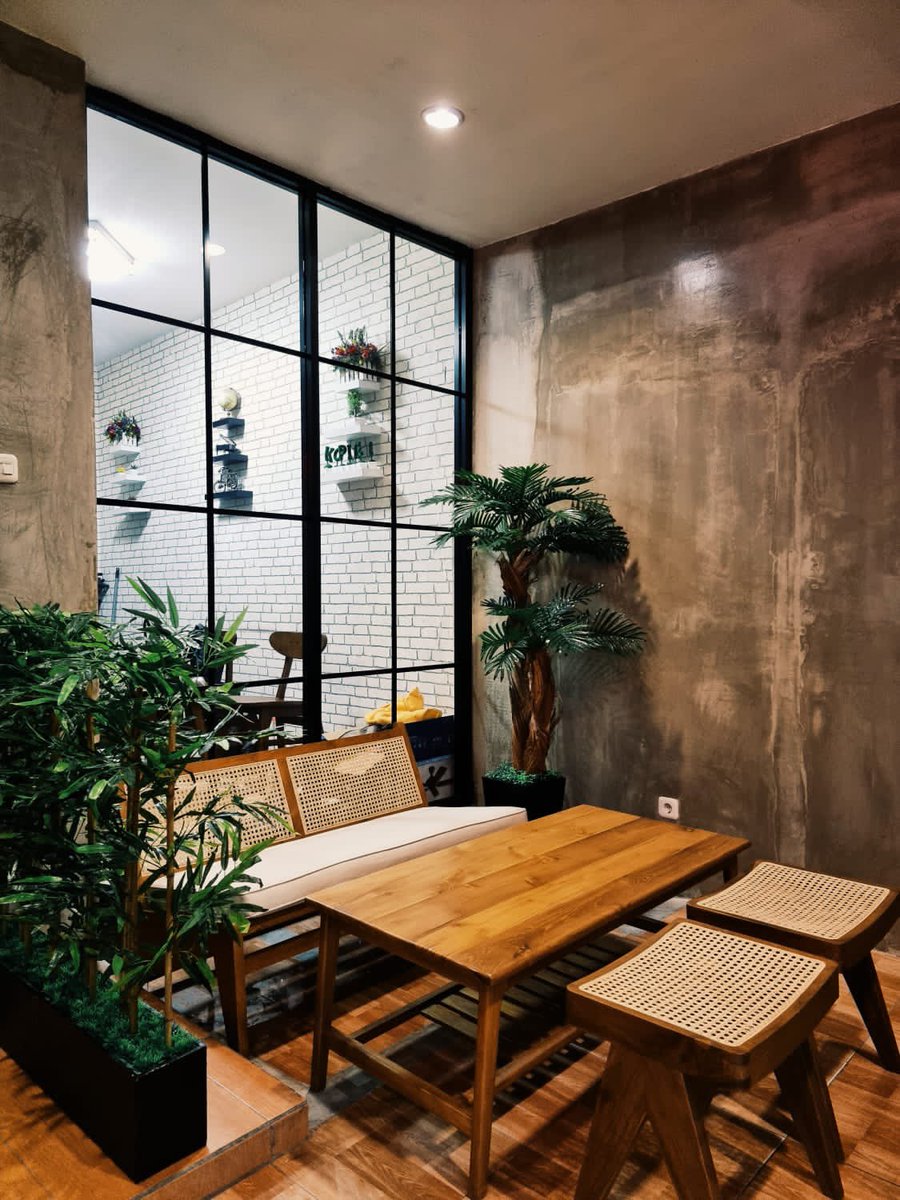 sweets0urlife's tweet photo. guys kalian yang mau nongkrong boleh banget ke cafe aku ya di daerah cipete namanya KOPIREE, free wifi ada ruangan ac sama outdoor juga https://t.co/d0AM43NWzs