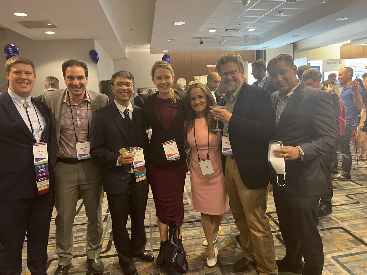 neurokinghippo's tweet photo. Love catching up with many of my favorite #NeuroRad friends @TheASNR live again in #NYC #ASNR22! @sairaallapeikko @mossabas @WendeNGibbs @SusanPalasis @ThiessenJaclyn @learnneurorad @OrmsbyMD @radiology_ninja https://t.co/GI1uCgRzYu