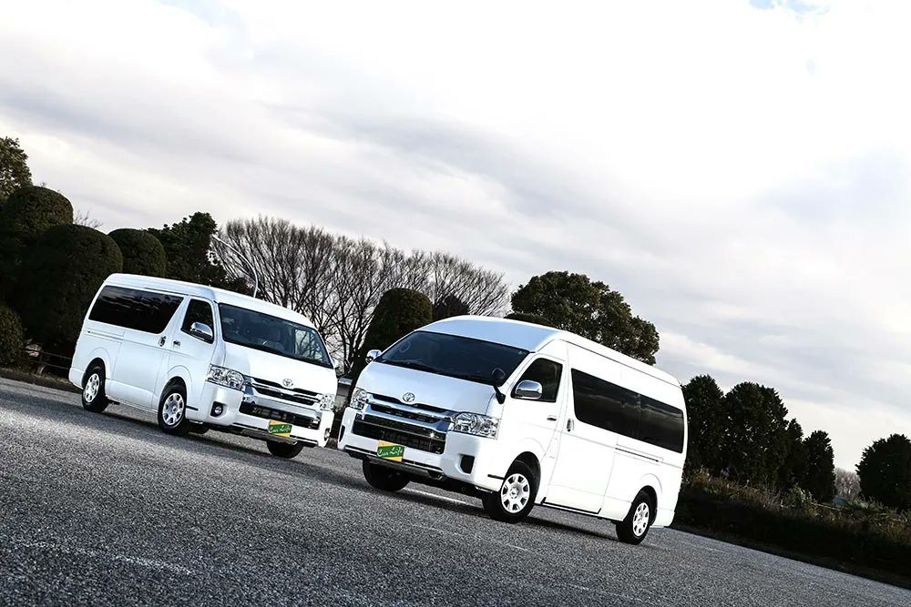 oosumijidosha's tweet photo. 🎥🚛大隅自動車ニュース🚛🎥
10人乗りの快適ビジネスハイエース「ファインテックツアラー」
をご存じですか？
https://t.co/npxBrA0owE

#大隅自動車商会 #大阪トラック #中古トラック 
#関西中古トラック #トラック販売
#関西トラック #大阪中古トラック https://t.co/lw5v6ETgqV