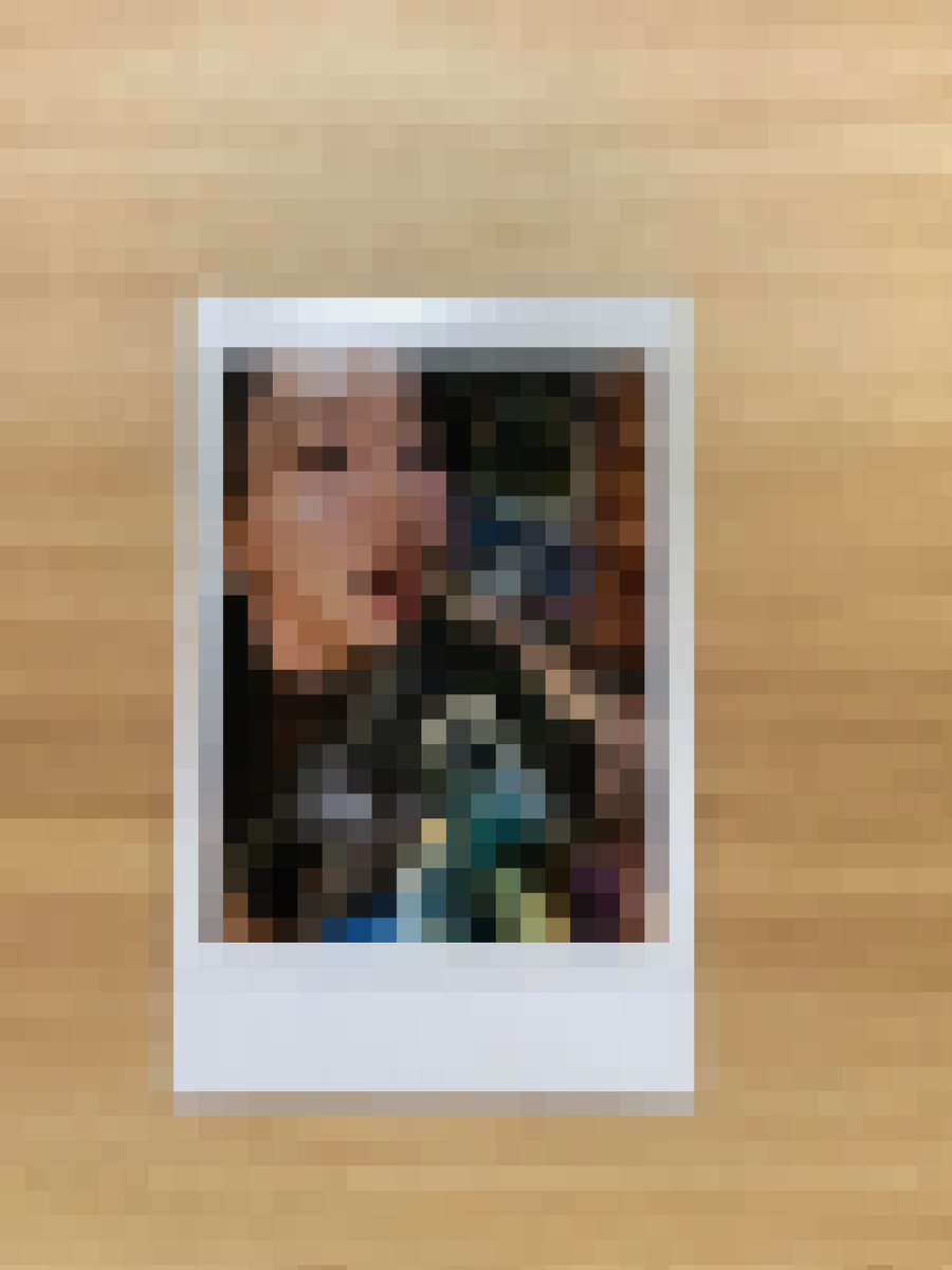 shothruthehartt's tweet photo. wts lfb twice ww

Chaeyoung more and more signed polaroid! 

— qyop 
— will get the best offer till end of may 
— I will entertain serious buyer only!
— undisclosed pola, will send pics to sure buyer 

dm for offers 🙇

🏷 Twice signed chaeyoung polaroid rare https://t.co/zZv7Cr6gek