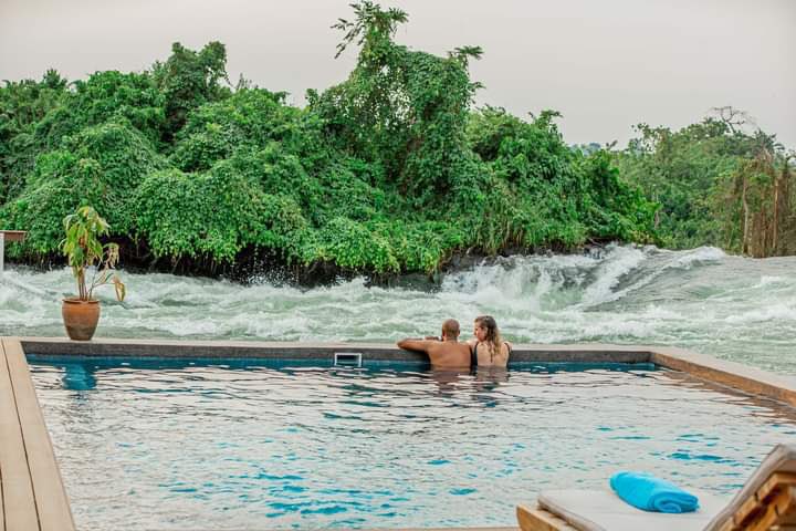 UgandaFactsZone's tweet photo. #FactsAboutUganda:- Have you explored Uganda? Lemala Whitewaters Lodge, on river Nile, Jinja. ❤️ 

📸 credit to @letsDiscoverke 
#KungaUganda #VisitUganda #ExploreUganda https://t.co/pBoqJpcGQH