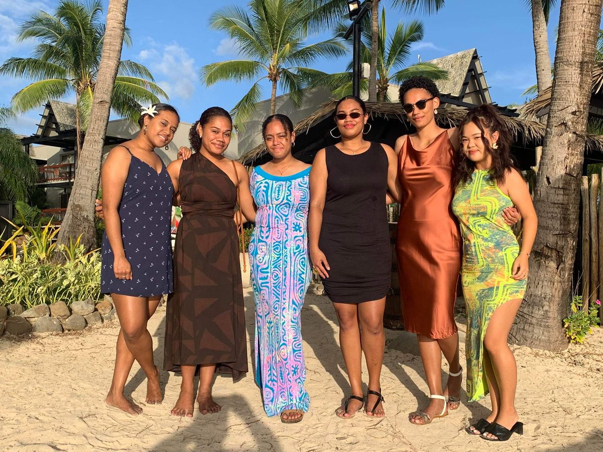 kara_laini's tweet photo. i just love how beautiful my girls are! 💓🦋✨

a weekend to remember
#masis21st https://t.co/4FZNFJt1T1