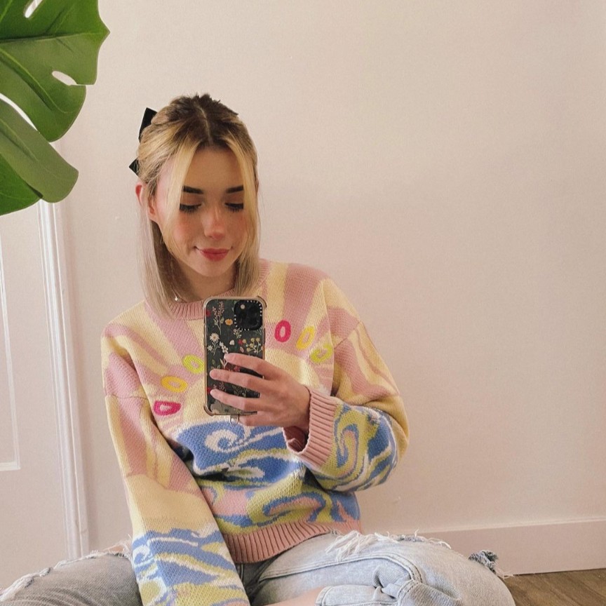 SootSweaters's tweet photo. Shelby's Good Mood Sweater
Brand: Urban Outfitters
Link: https://t.co/FitrNiEomJ

#shubble #shubblesweaters https://t.co/dm3khTAlYk