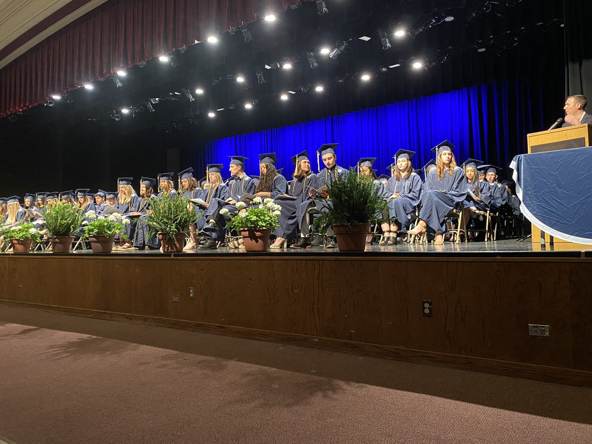MarcWolfeHC's tweet photo. Congratulations to the Class of 2022! Happy to recognize Daniel Canda, Ramiro Garcia, Sydney Ostapa, and Levi Fisher as our CTE Students of the Year at Honors Night. #WeAreWeGo https://t.co/wGjD8heE2e