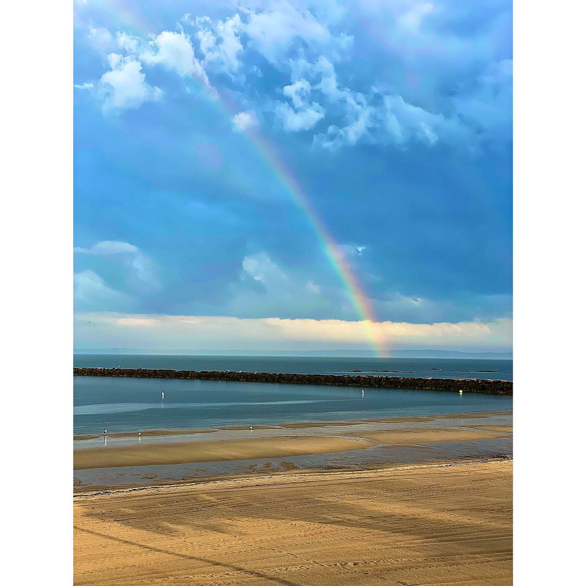 Empathic_Paws's tweet photo. βI've heard it too many times to ignore it. It's something that I'm supposed to be..β #Kermit
While some people chase βπ¨, I like to chase #rainbows . Enjoy a few of my post-storm π along the #SoundShore of @playland_park & Rye Town Park.
#Westchester #TheRainbowConnection https://t.co/P4SgJ9TA7r