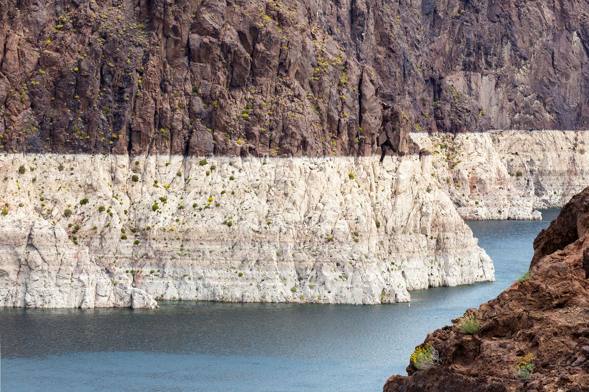 ExtractionArt's tweet photo. David Gardner, High Water Mark, Lake Mead, NV, Study #3 (36,0.9196N 114,44.0505W) #ExtractionArt https://t.co/9XUQNHpU2r