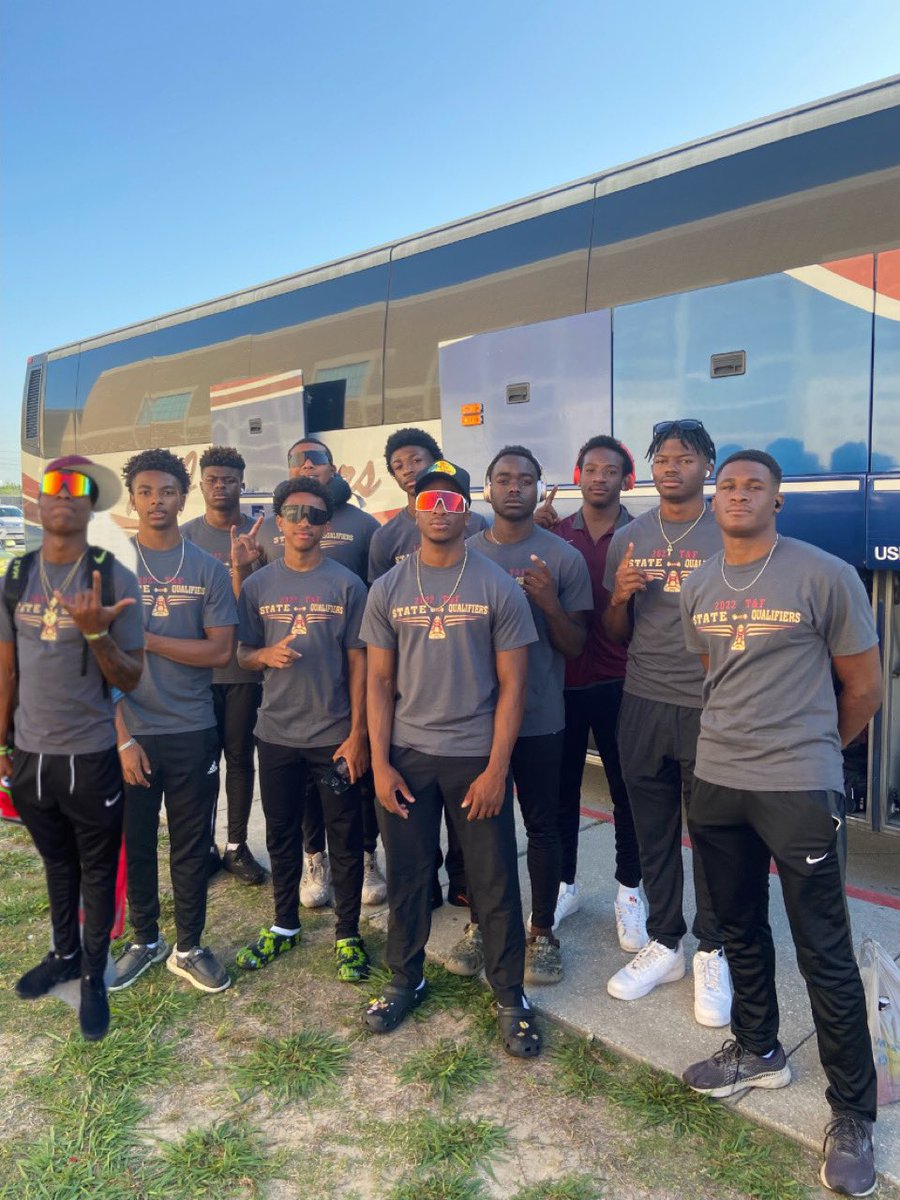 A State Championship is cool but having seven guys (+ 1 pending) sign significant T&amp;F scholarships to college really warms my heart:
Gibby       Jackson State
Malcolm  SFA
Alex         UMKC
Craft        Northwestern (La)
AD            UH
Rainey      USC
Myles       Arkansas State