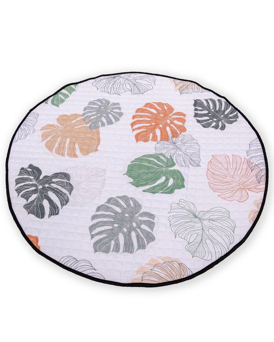 Dreamyworld_'s tweet photo. Also, just thought i’d put it here on twitter too🥰 Last few months been working to launch another baby product . So here it is ! ✨ Baby/toddler Play-mat ! $32 + Free shipping.   DM mee ❤️ https://t.co/sOFEnL6nFI