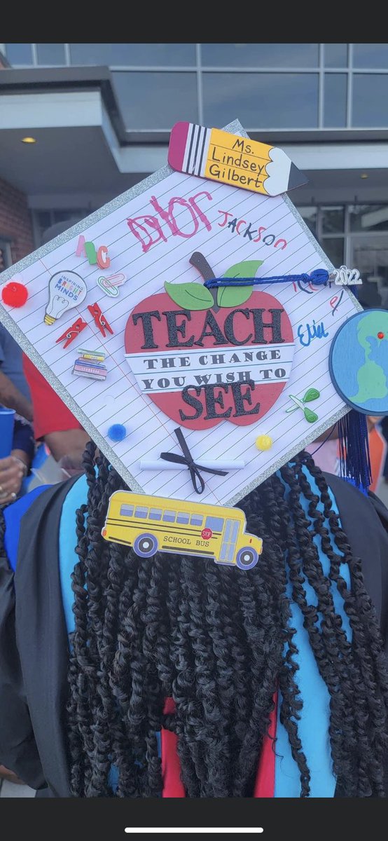 Mableton Art (@mesartrocks) on Twitter photo Want to say congrats to Ms. Gilbert! I absolutely love that she had her students sign her cap! <a href="/MabletonES/">MabletonElementary</a> way to go Gilbert Want to say congrats to Ms. Gilbert! I absolutely love that she had her students sign her cap! <a href="/MabletonES/">MabletonElementary</a> way to go Gilbert