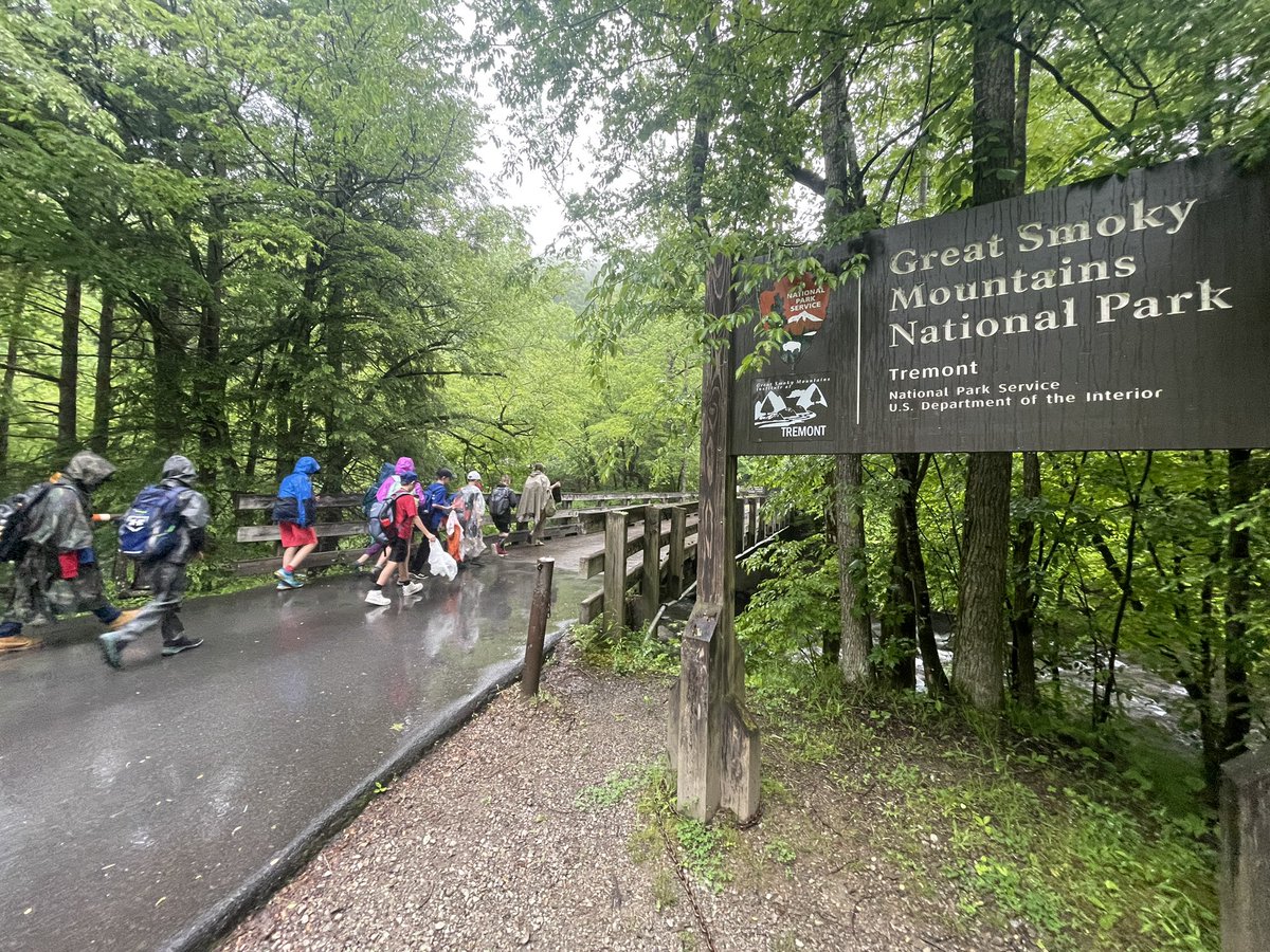 b_pearson's tweet photo. Great time with the awesome 5th grade crew at Tremont Institute in the Great Smoky Mountains! Back to high school tomorrow! Thank you, @PRTrekNTravel https://t.co/Npdp8R9D0i
