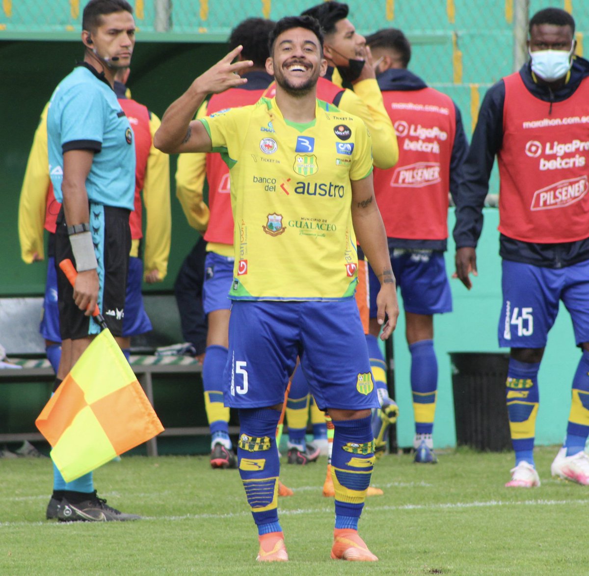 jamolestina's tweet photo. JOAQUÍN VERGES. 
Único goleador de la #LigaProBetcris con 8 tantos. 
GOLAZO de #BenditaPelotaParada. https://t.co/qPKir7MxPc