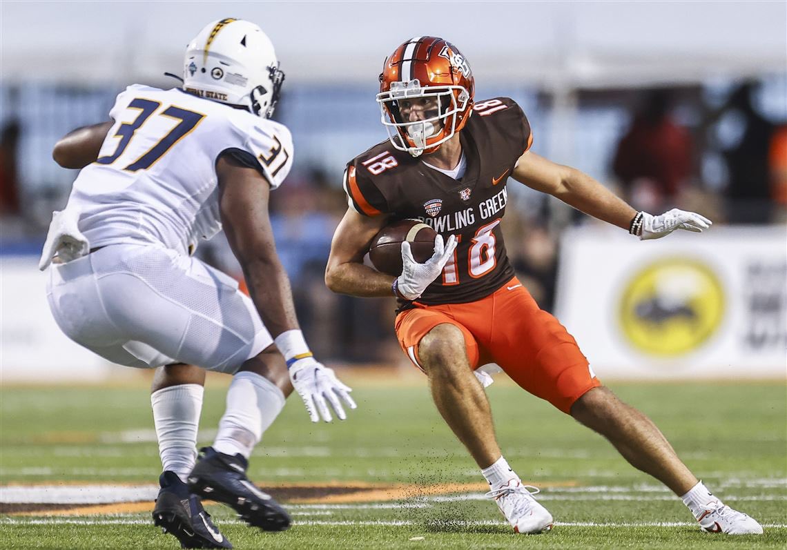 jasenkellyjr's tweet photo. Blessed to receive my 7th D1 offer from Bowling Green University🙏🏽🤎🧡 https://t.co/yRuxVzFZZU