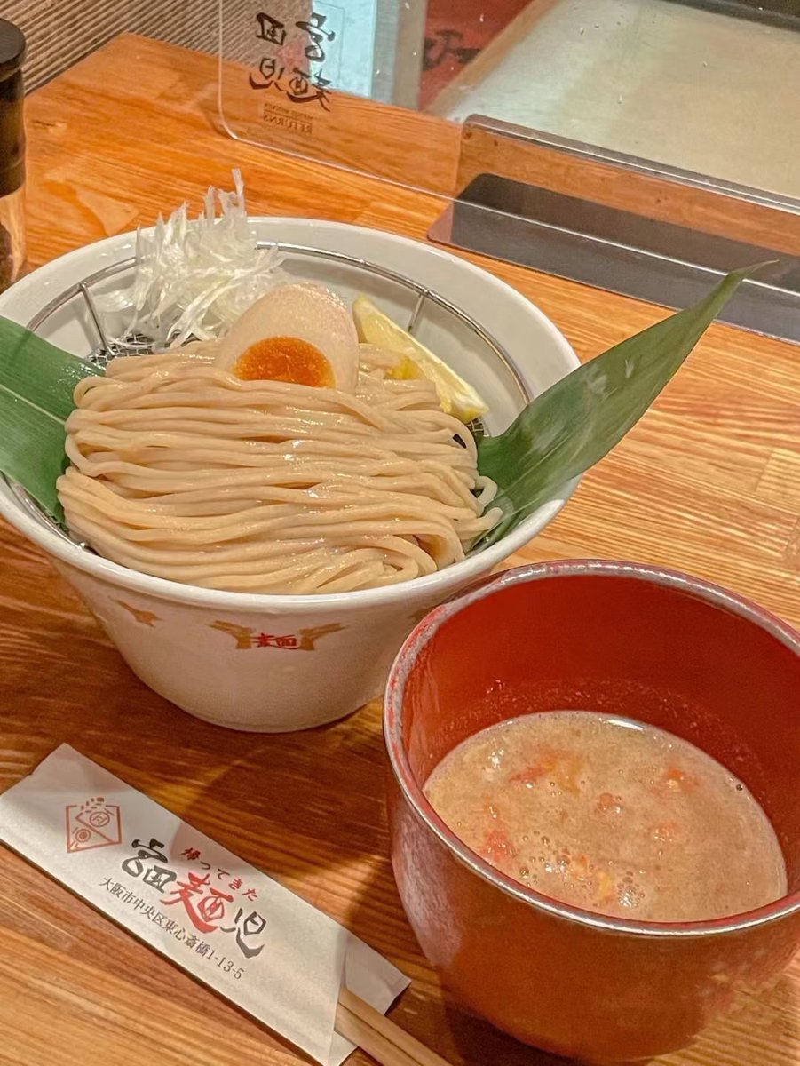 AidaMisa5's tweet photo. どんなに忙しくても食べないといけない😋 https://t.co/THkYZSeedV