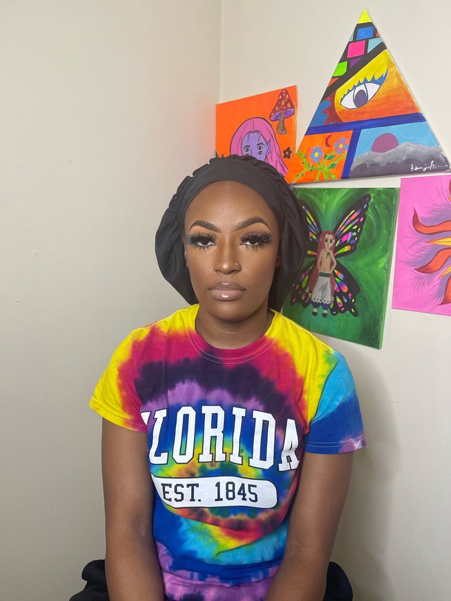 janenoiree's tweet photo. oh nun havent posted my work in a whileee 🎨💜 #colga #colgamua https://t.co/tQEppUpklJ