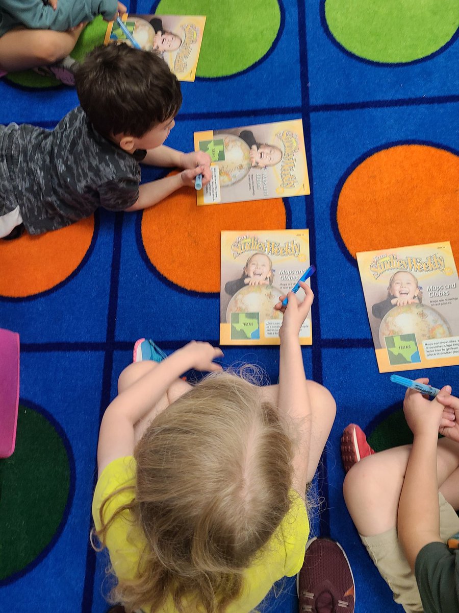 teresadeleon527's tweet photo. Learning about maps and how to read them. #NISDReunited #CarnahanReunited @NISDCarnahan @NISDElemSS #weeklystudies
Our seeds bloomed! https://t.co/qpvYUQ2Gxz