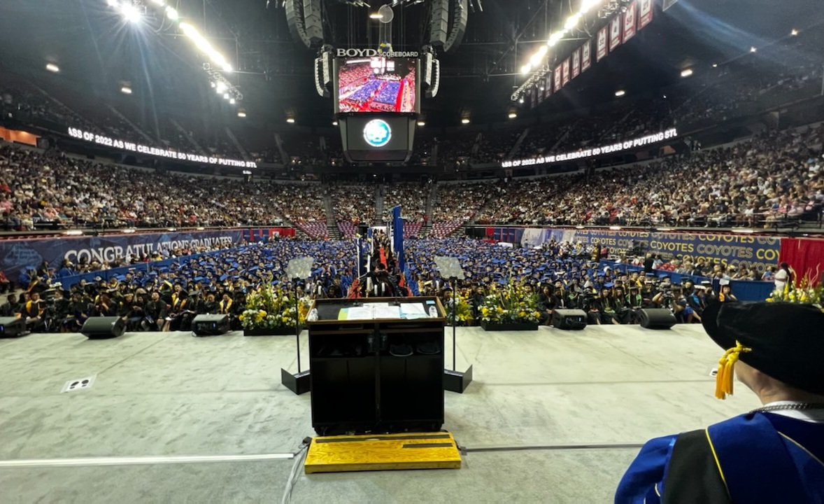 CSNCoyote's tweet photo. Now here is a #CSNGrad view we can't get enough of! #CSN50 #StudentsFirst
Watch live at https://t.co/0LtyVuXU28 https://t.co/NghXwLn2aK
