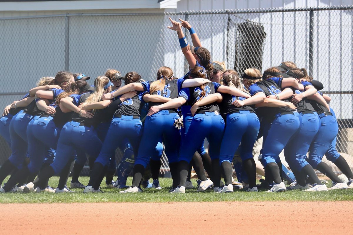 DMACCsoftball's tweet photo. ‼️SPRING ACADEMICS‼️

Our team all earned a GPA over 3.4 this semester! Including 9 with a 4.0. 

#GoBears🥎 https://t.co/G8GNcK3SUL