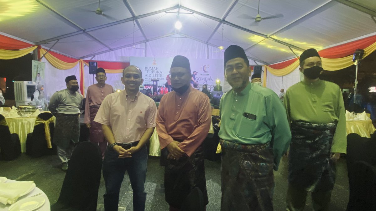 Rumah Terbuka Selangor, Peringkat Daerah Gombak 
<a href="/suk_selangor/">Pejabat SUK Selangor</a> <a href="/zaharDOA/">Azahar Ibrahim</a> <a href="/IrIzhamHashim/">Izham Hashim</a>