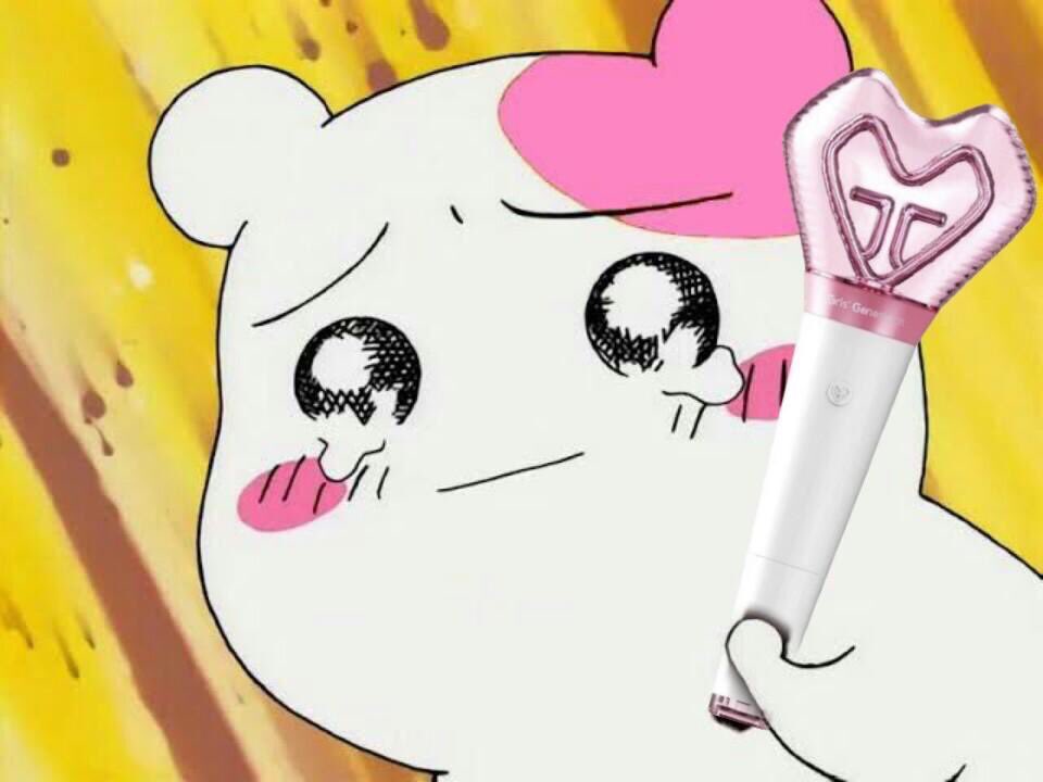 yoonashie's tweet photo. Literally my mood today! #GirlsGeneration is back 💕 https://t.co/oB3biuO4ko