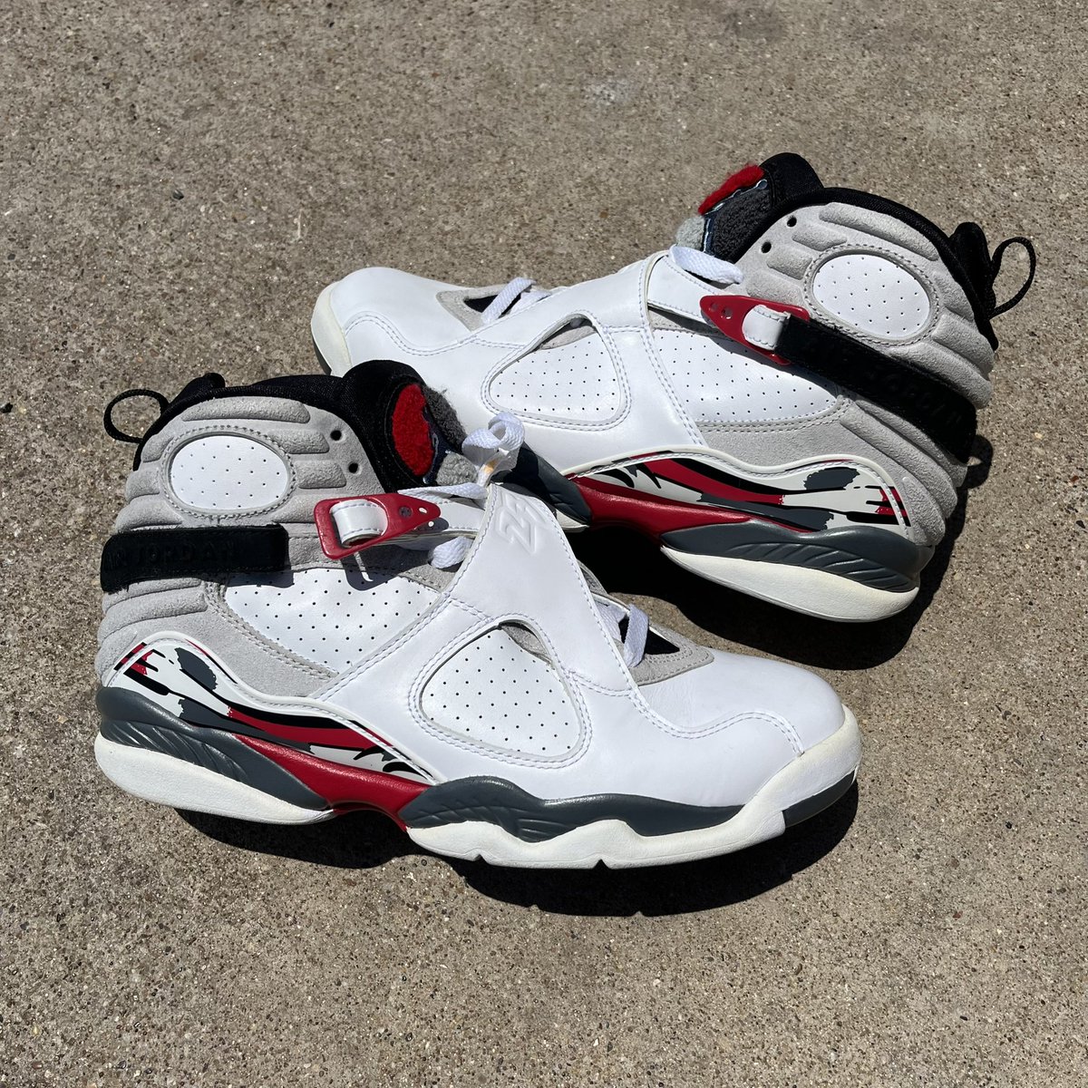 HARE 8s 
SZ 8.5 $95 

AVAILABLE AT JUMPSHOTCLASSICS 
ADDRESS IN BIO 12-7 !
