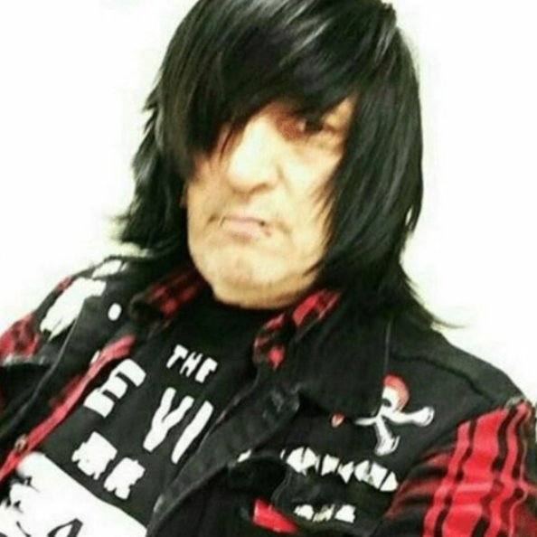 999ghostxx's tweet photo. "Sick of love, I looked for medicine in the nightlife" https://t.co/DnRdpLVon6