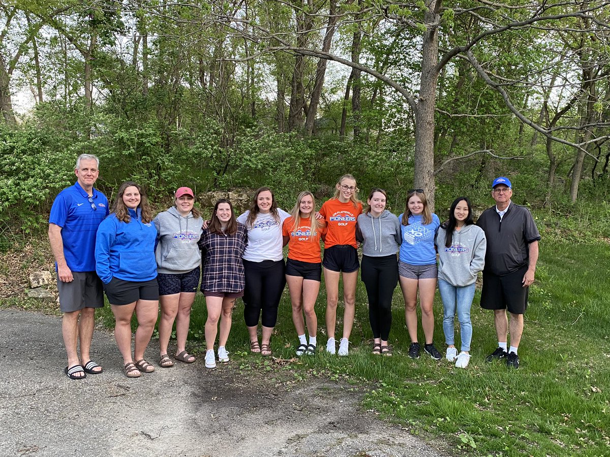 UWPlattWGolf's tweet photo. Thank you, ladies,  for an amazing year of golf. Have a great summer. https://t.co/SmZ3nSTAr9