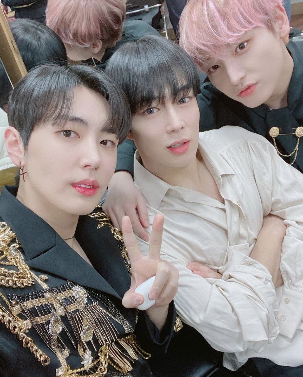 InSeong_Terryy's tweet photo. สองคนนี้แฟนผมครับ 😳😳😳
#อินแจดา #InJaeDa #สามเศร้าไลน์ https://t.co/MqeJrOXW1O