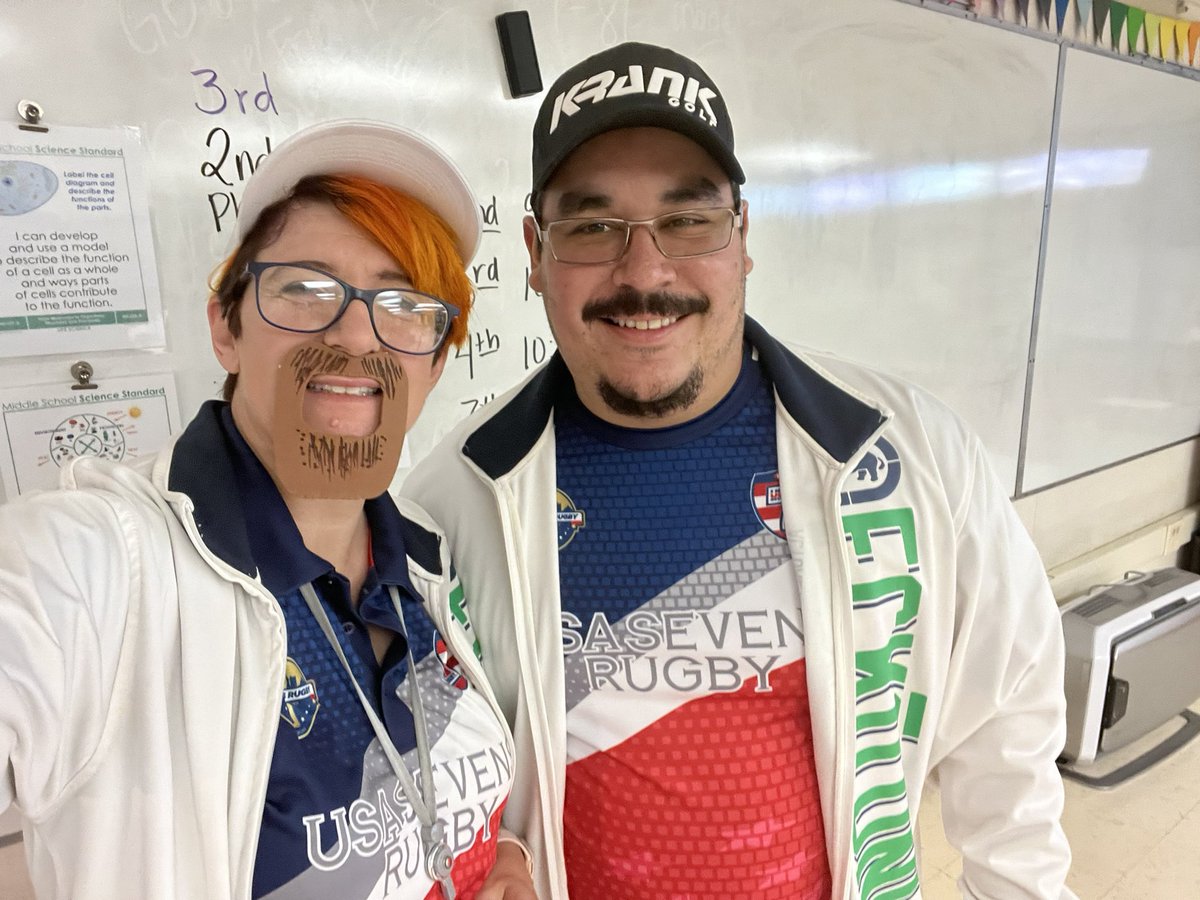 FranklyScience's tweet photo. When you have the best work BFF You dress up for twin day no matter what! #FranklyScience #room103 https://t.co/Wq56dXOOga