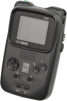 JoystickRetro's tweet photo. Did you have one (or more) of these 16-bit handhelds? Which was your favourite?
Fun fact: Nintendo Game Boy outsold all of the others combined by nearly 10x the amount of units!
#GameBoy #GameGear #Lynx #TurboExpress #16bit #handhelds #fourthgen #retrogaming #gaming https://t.co/tLKWeZJNHP